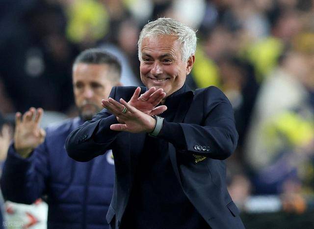 不厚道！穆帅下课，费内巴切却连签阿森西奥、埃德森等多名悍将